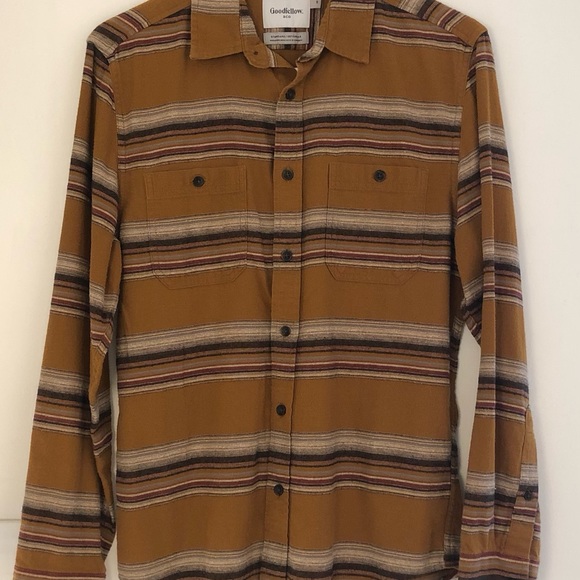 🔥 SALE Goodfellow Women’s SM Flannel Button down - Picture 4 of 10